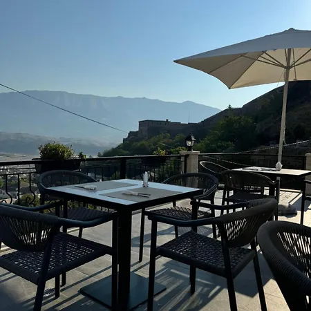 With Castle View Pensionat 3*